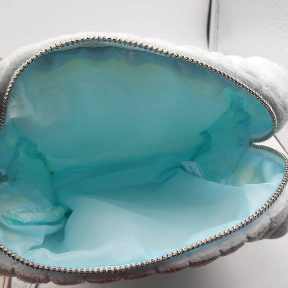 PHILOSOPHY LIGHT BLUE PLUSH TRAVEL POUCH WITH TAGS BUT NO SAMPLES - Picture 3 of 6